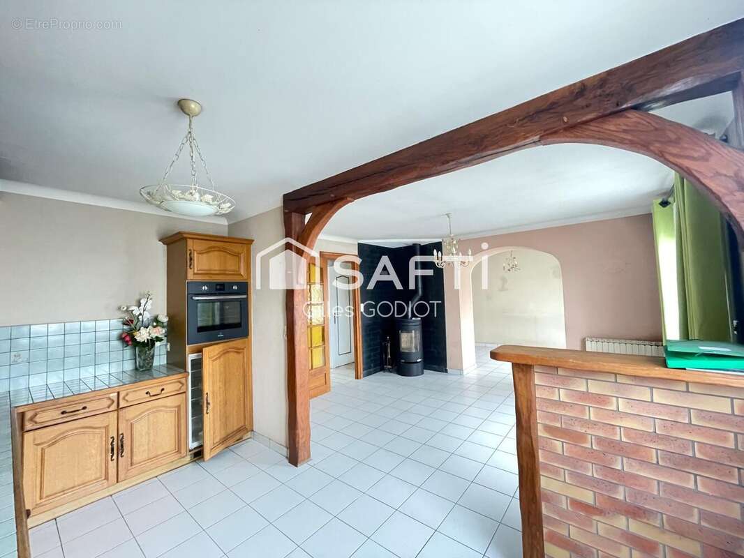 Photo 3 - Maison à LA HAIE-FOUASSIERE