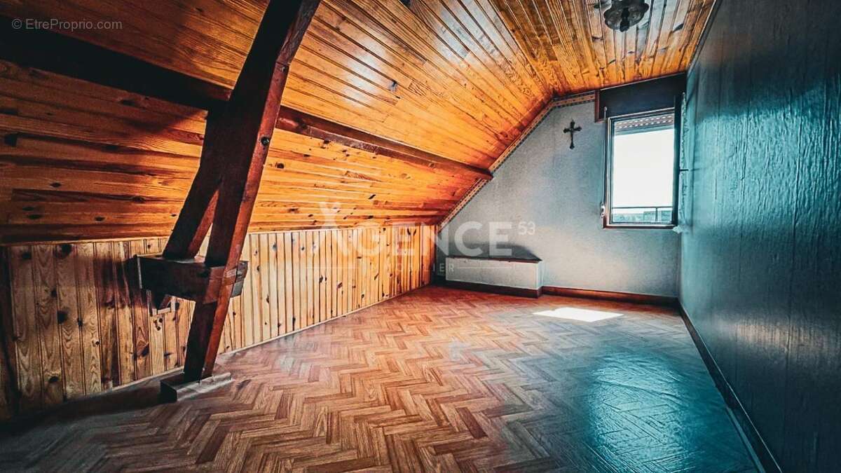 Maison à EPERLECQUES