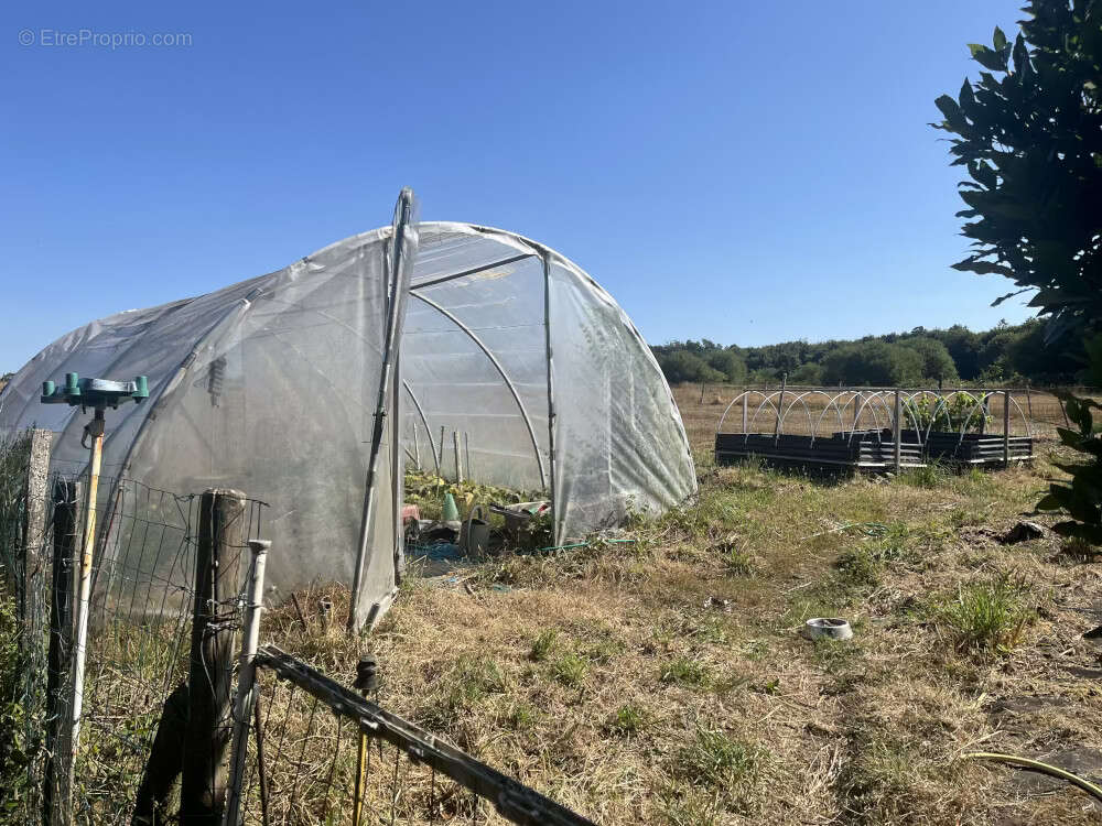 Corps de ferme Lanrivain 8 pièce(s) 186 m2 - photo 17