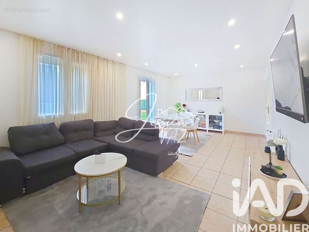 Photo 2 - Maison à CREPY-EN-VALOIS