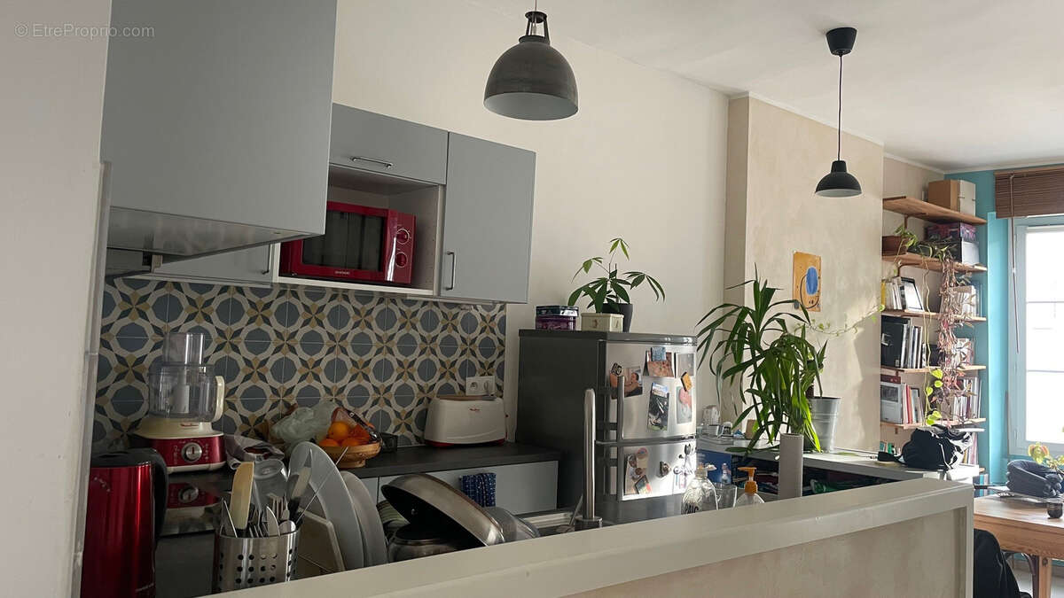 Appartement à MARSEILLE-5E