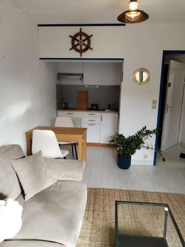 Appartement à SAINT-RAPHAEL