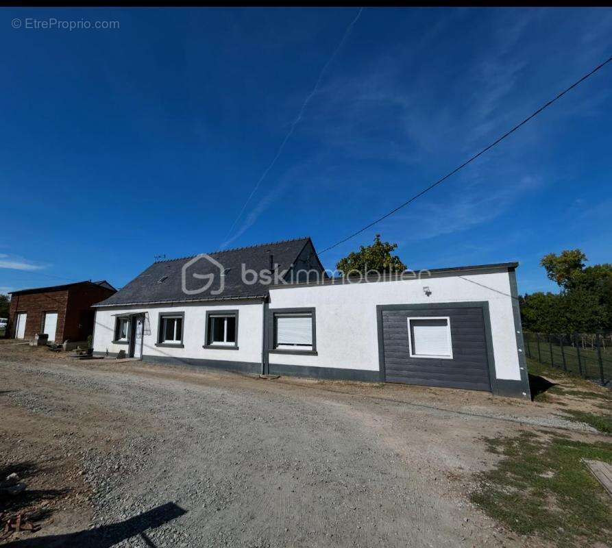 Maison à CHATEAUNEUF-SUR-SARTHE
