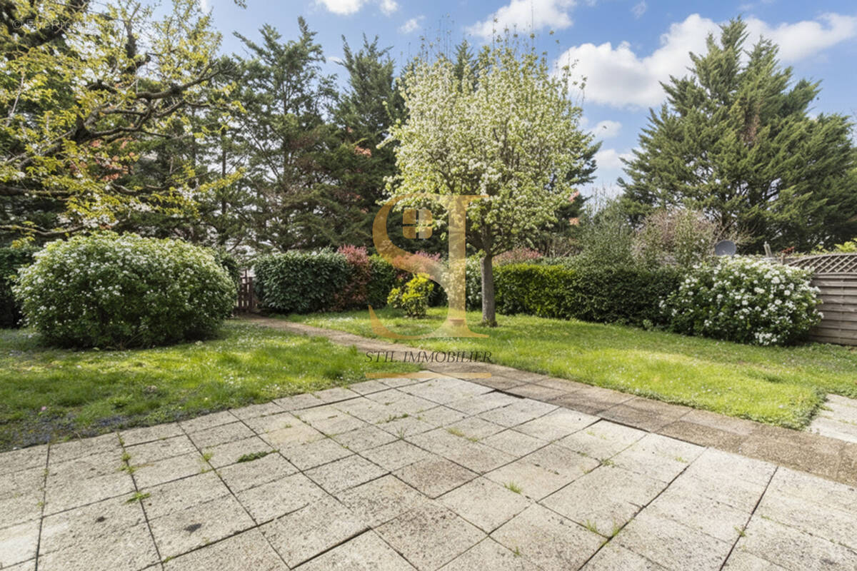 Appartement à VALENTON