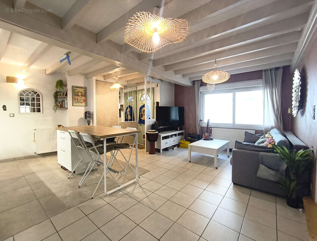 Appartement à BOURG-DE-PEAGE