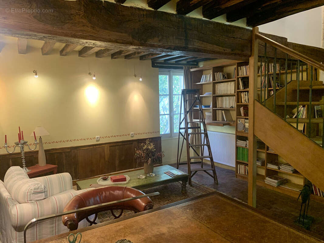 Maison bourgeoise  caractère entièrement restaurée - photo 5