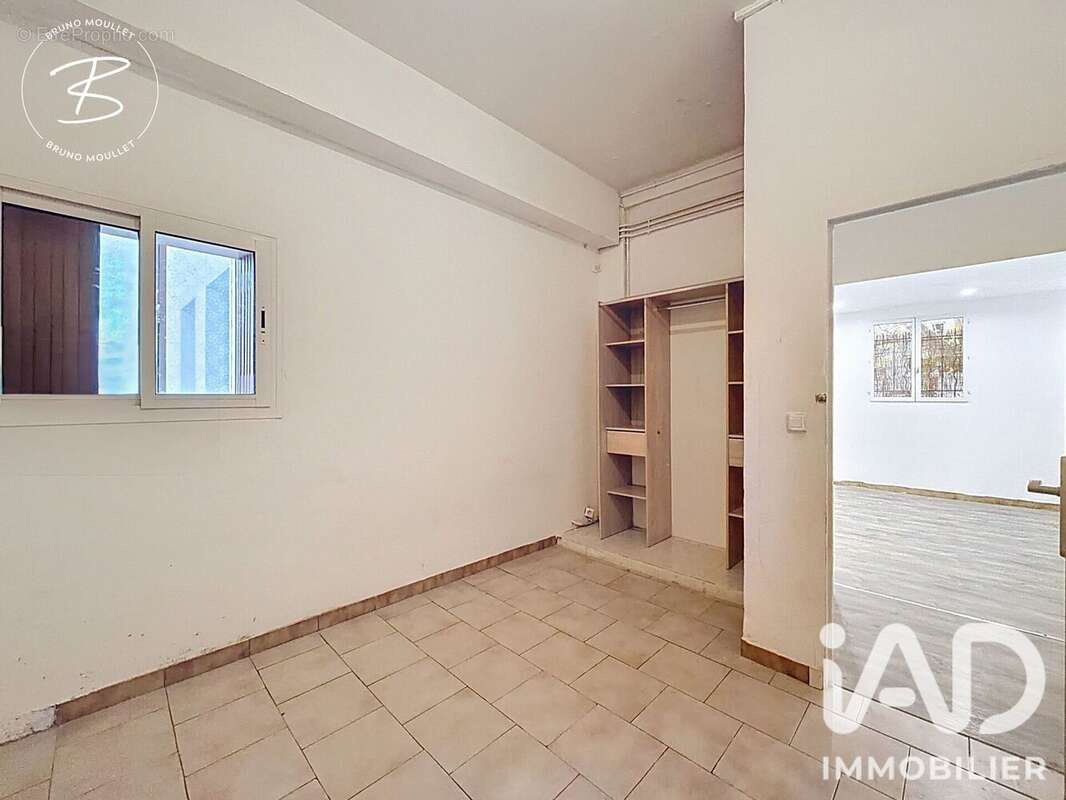 Commerce 54 m² à Toulon  - photo 6