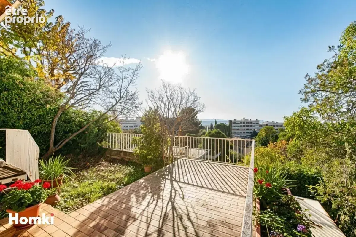 Maison/Villa T6 de 183 m² à Aix-en-Provence 13090 - photo 10
