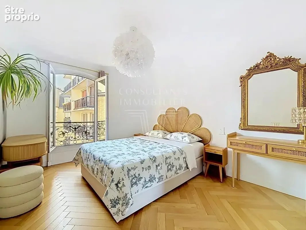 Cambronne. deux pièces traversant avec balcon – vue ciel - photo 6