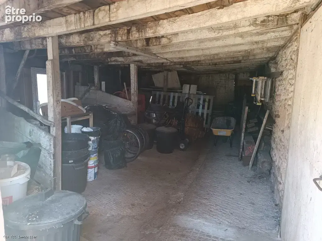 Belle Maison en Pierre avec Piscine, Dépendances et Jardin - photo 34