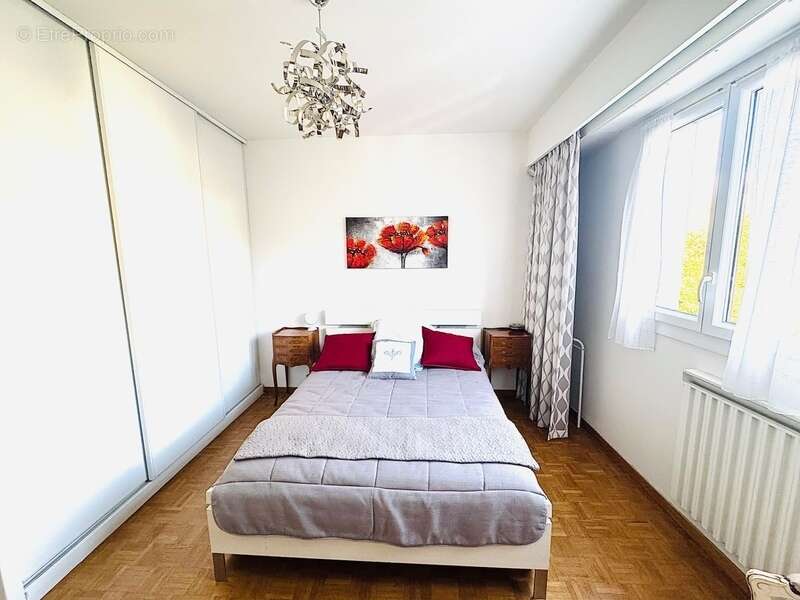 Appartement à MARSEILLE-9E