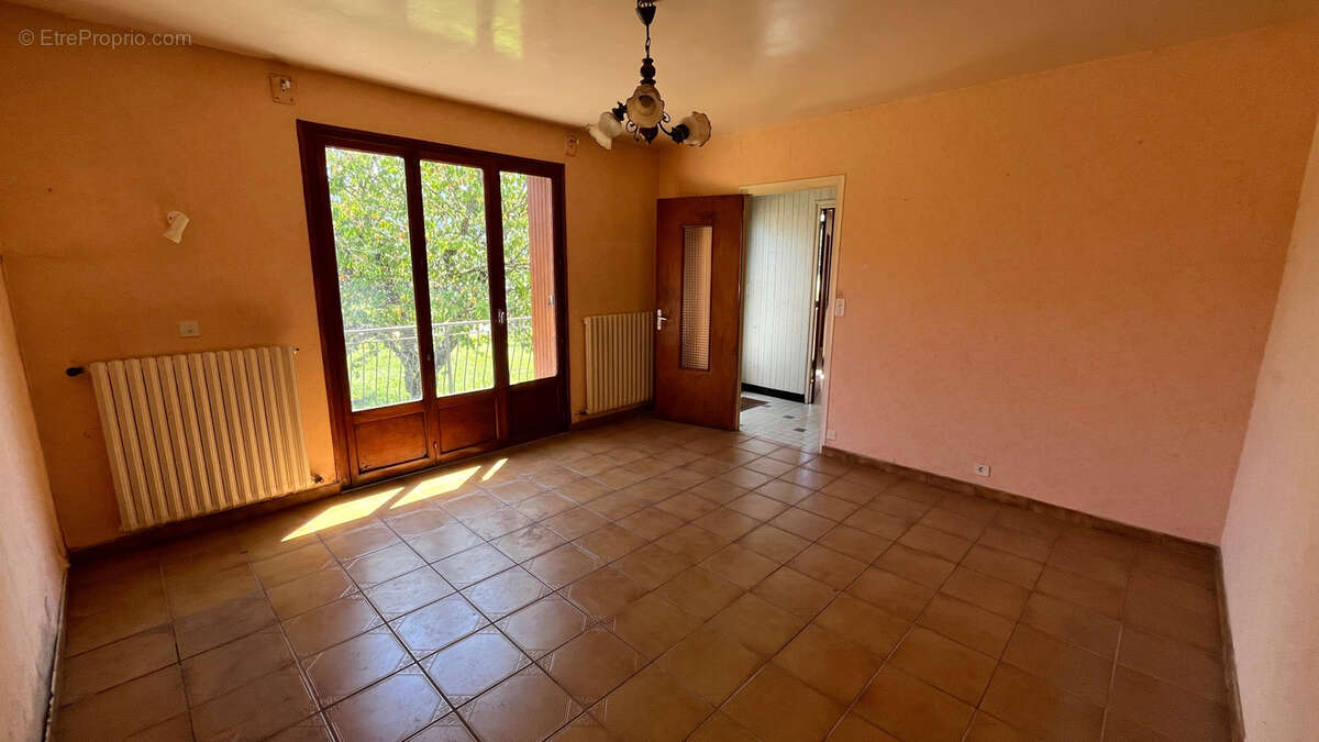 Maison à CORBONOD