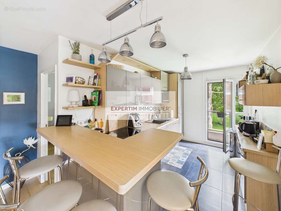 Appartement à JOUY-EN-JOSAS