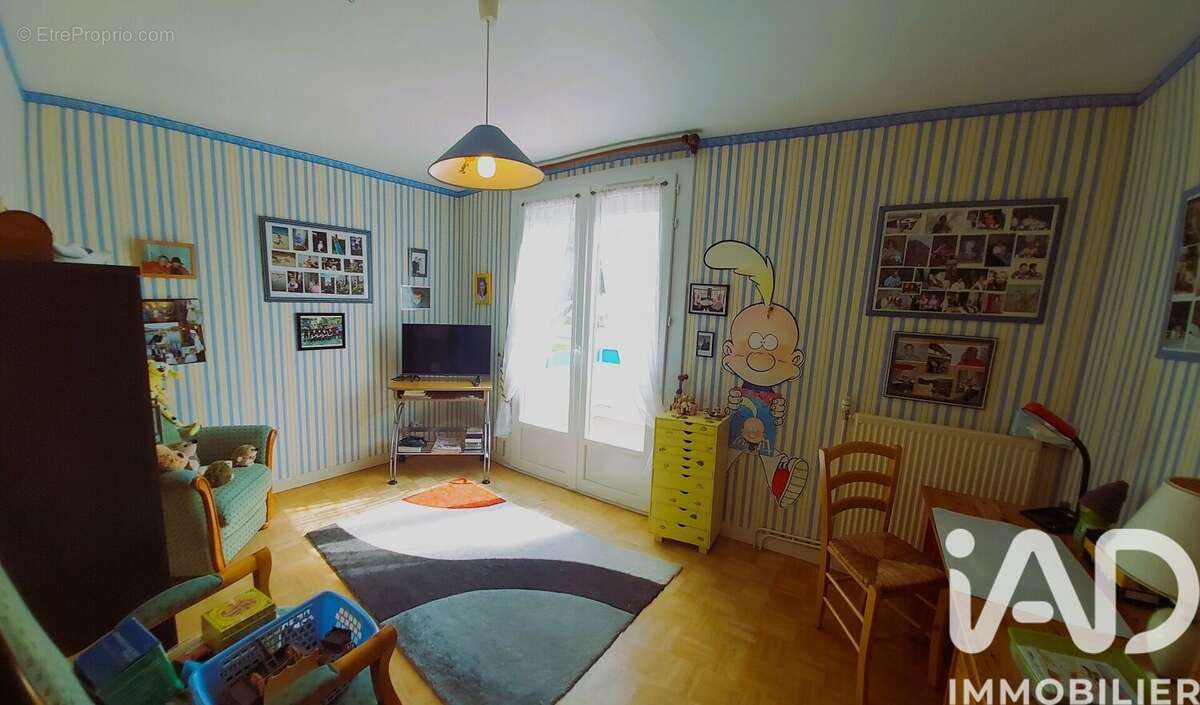 Photo 5 - Maison à SAINT-ROGATIEN