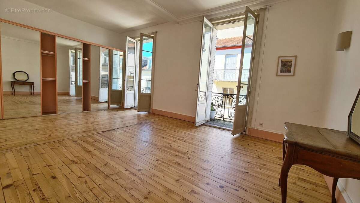 Appartement à VICHY