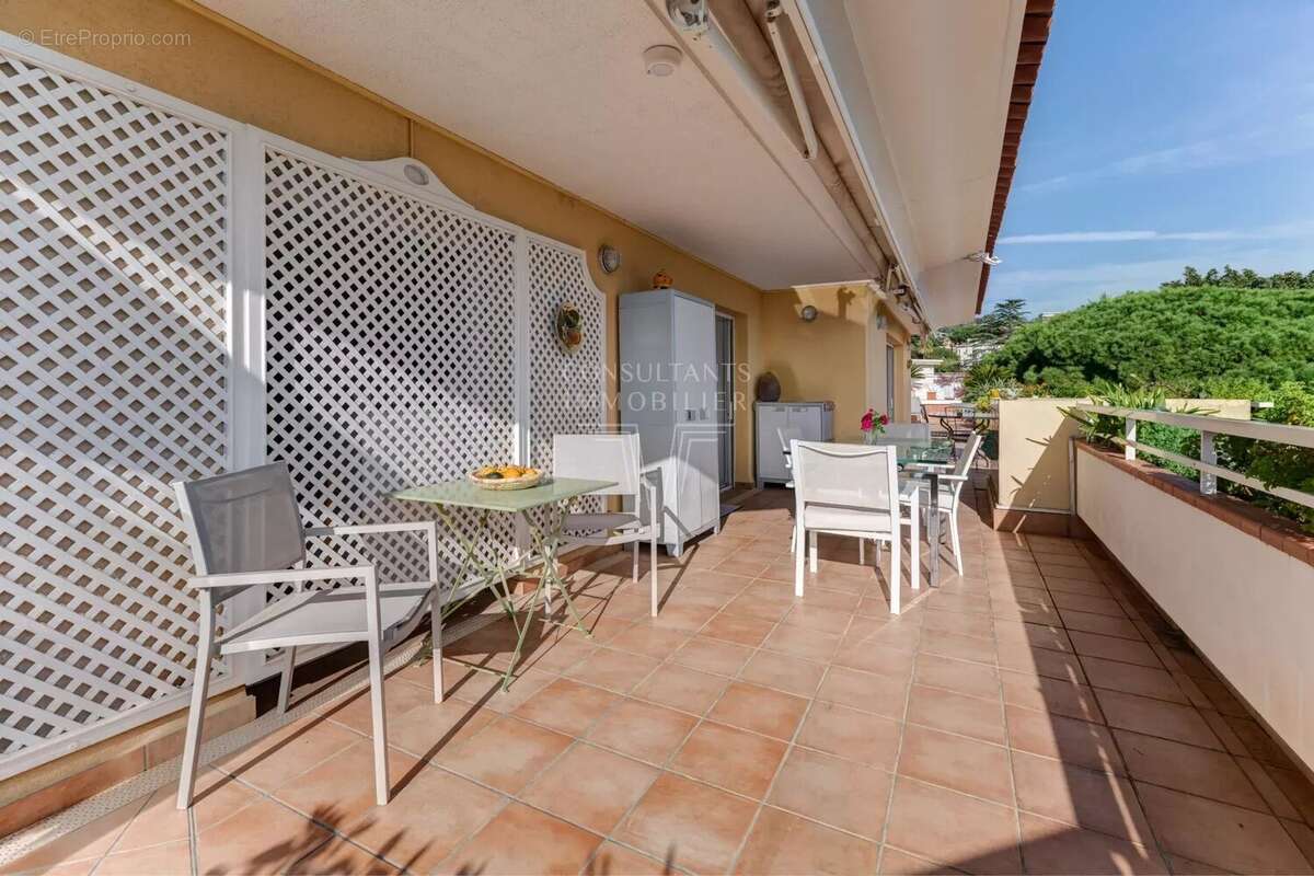 Appartement à CANNES
