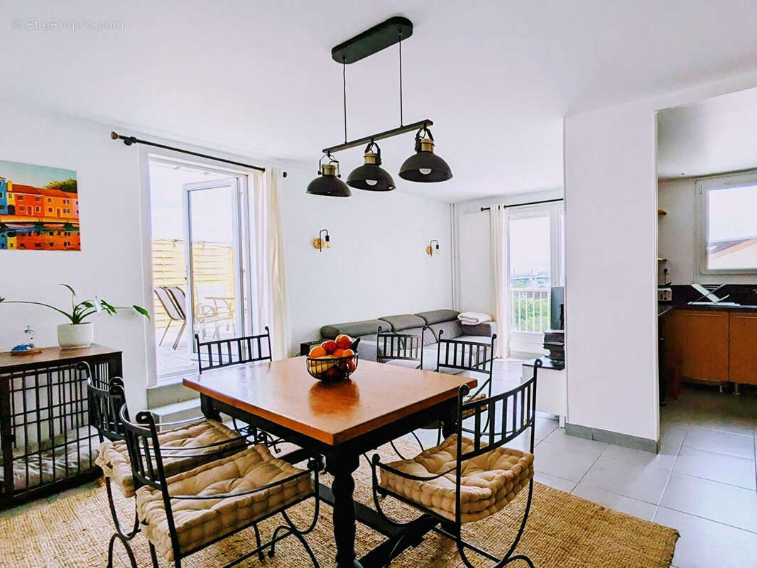 Appartement à SAINT-DENIS