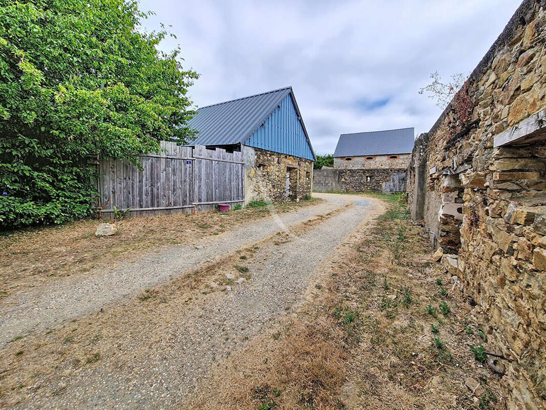 A vendre à MARIGNE maison de campagne avec grand terrain - photo 14