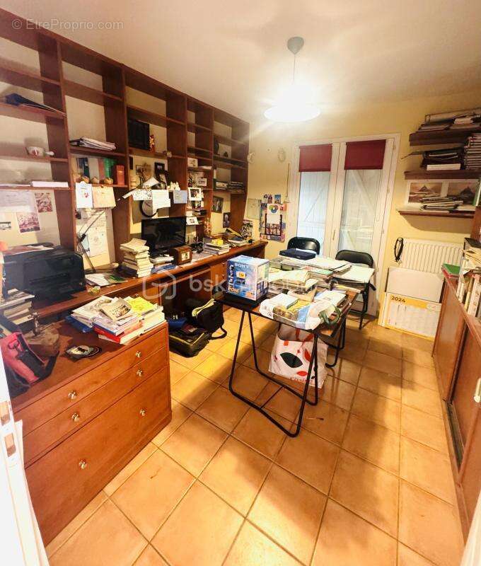 Maison à OUVEILLAN