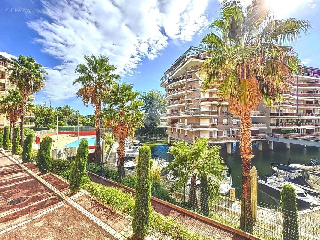 Appartement à MANDELIEU-LA-NAPOULE