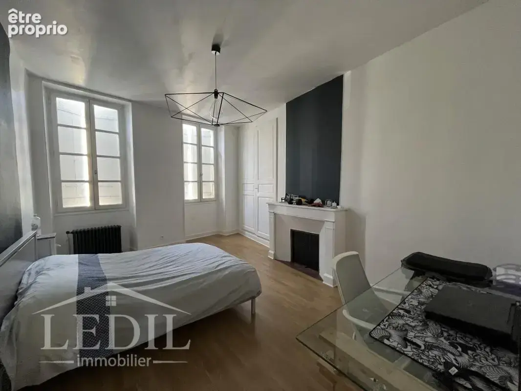 Grande maison de ville 5 ch avec extérieur clos - photo 9