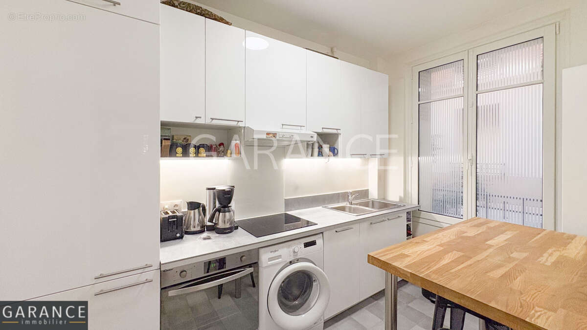 Appartement à PARIS-12E