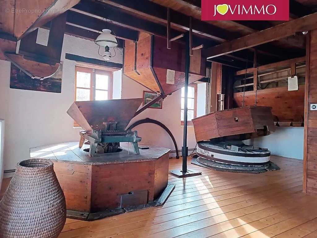 Maison à BESSAIS-LE-FROMENTAL