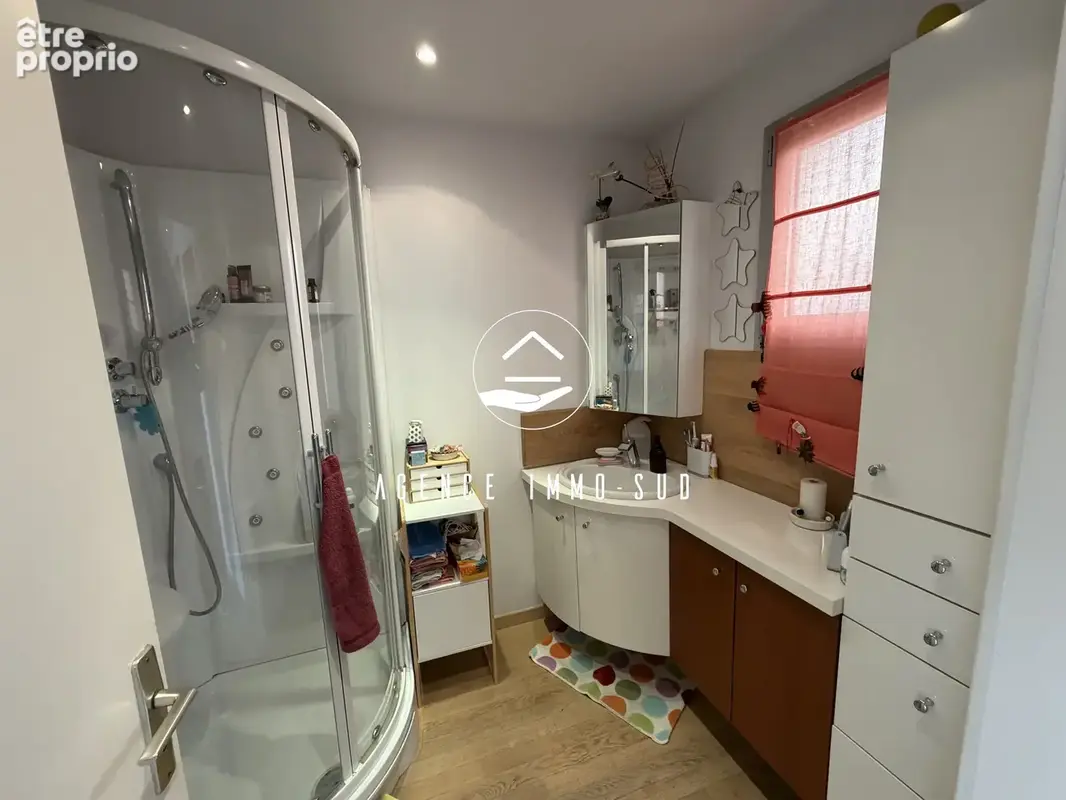 Appartement 2 Pièces avec vue dégagée + Garage sur la Corniche Fahnestock - photo 6