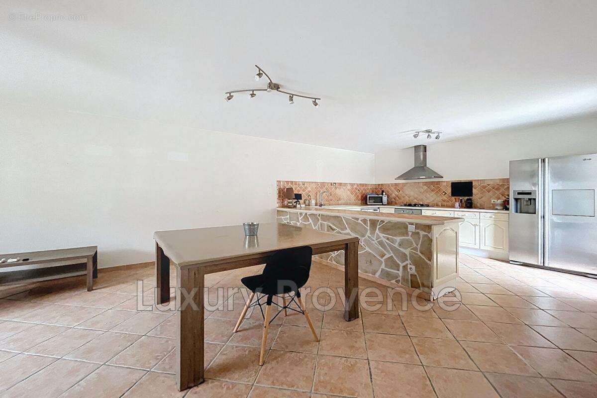 Appartement à GARDANNE