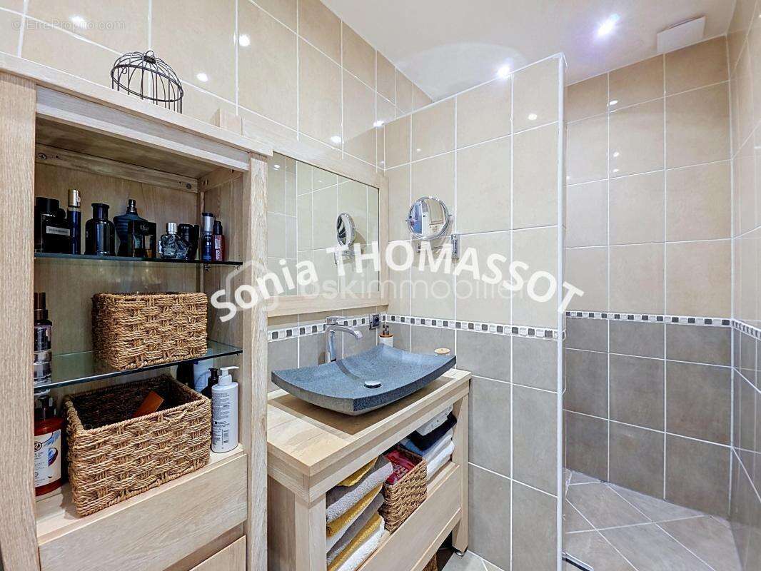 Maison sur sous-sol avec piscine – terrain clos - photo 13