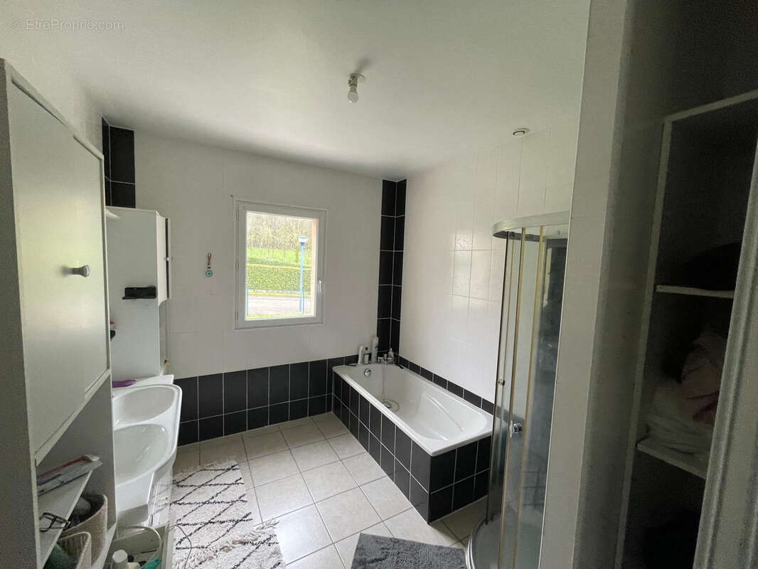 Maison à SAUVETERRE