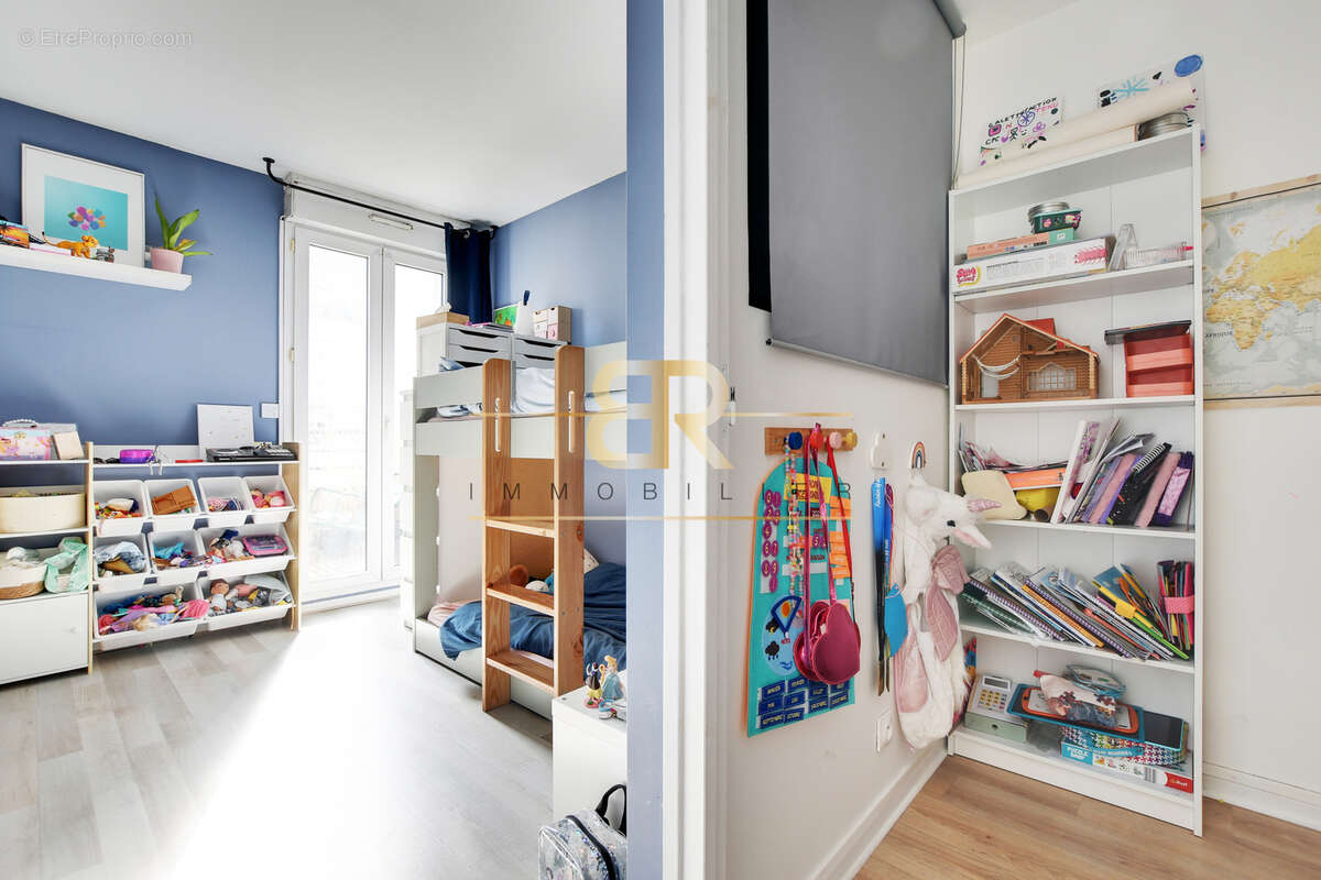 Appartement à PARIS-18E