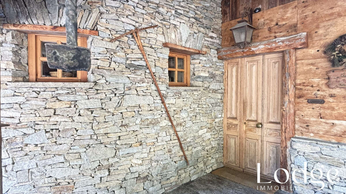 Maison à LA SALLE-LES-ALPES