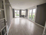 Appartement à ROSNY-SUR-SEINE