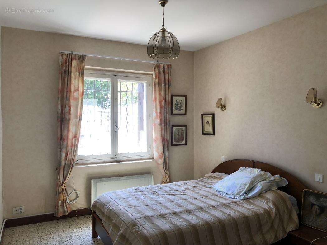 Maison à SAINT-GILLES