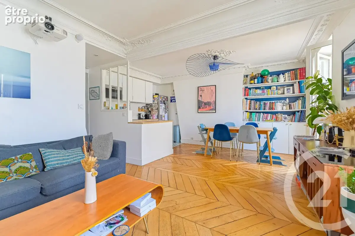 Appartement à PARIS-17E