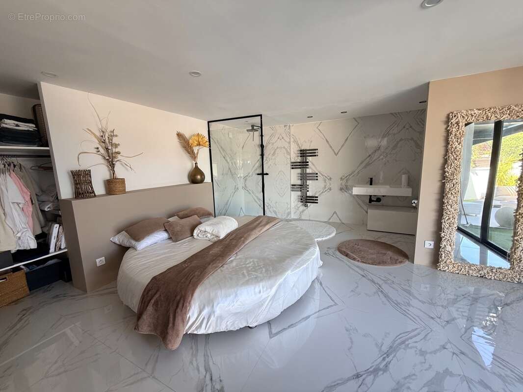 Loft Contemporain aux volumes remarquables - photo 9