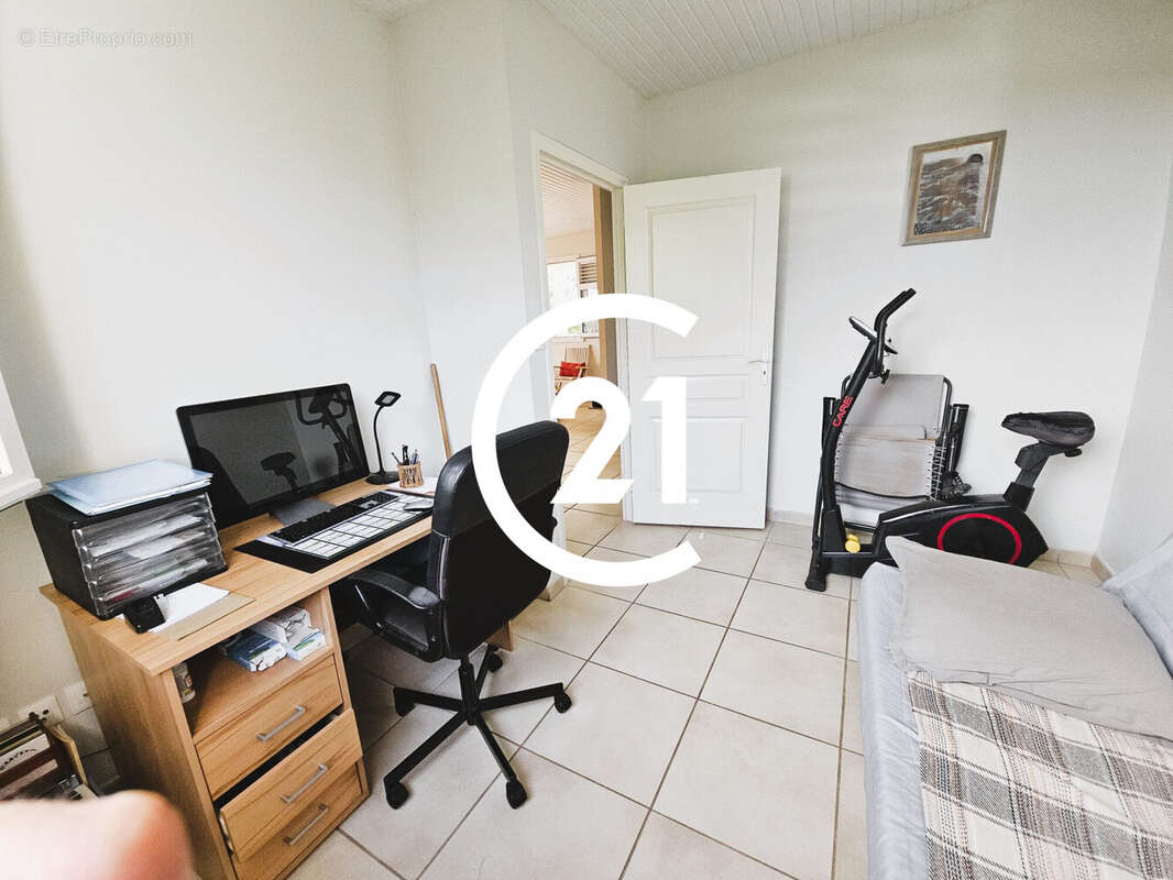 Maison à RIVIERE-SALEE