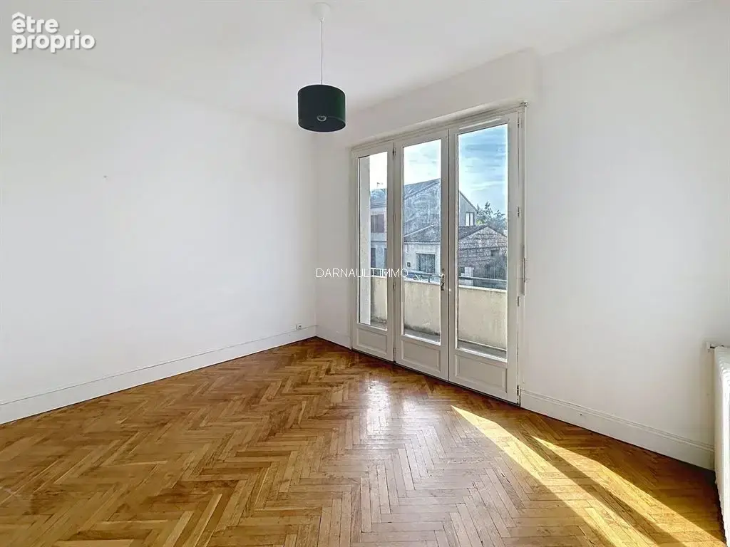 Toulouse – fontaine-lestang, appartement t5 de 108 m² avec terrasse de 20m2, terrain de 53m2 & garage de 25m2 - photo 6