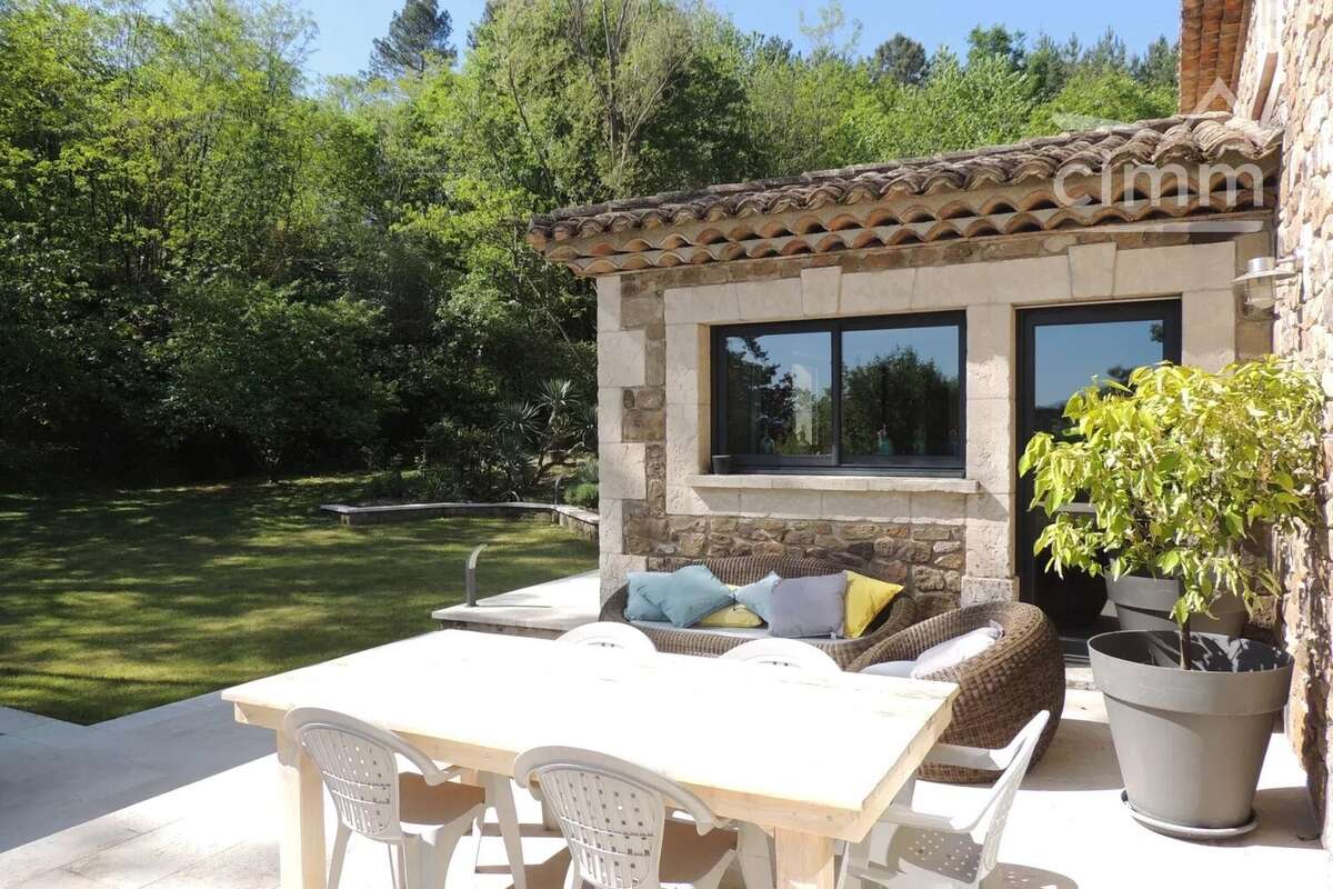 Maison à JAUJAC