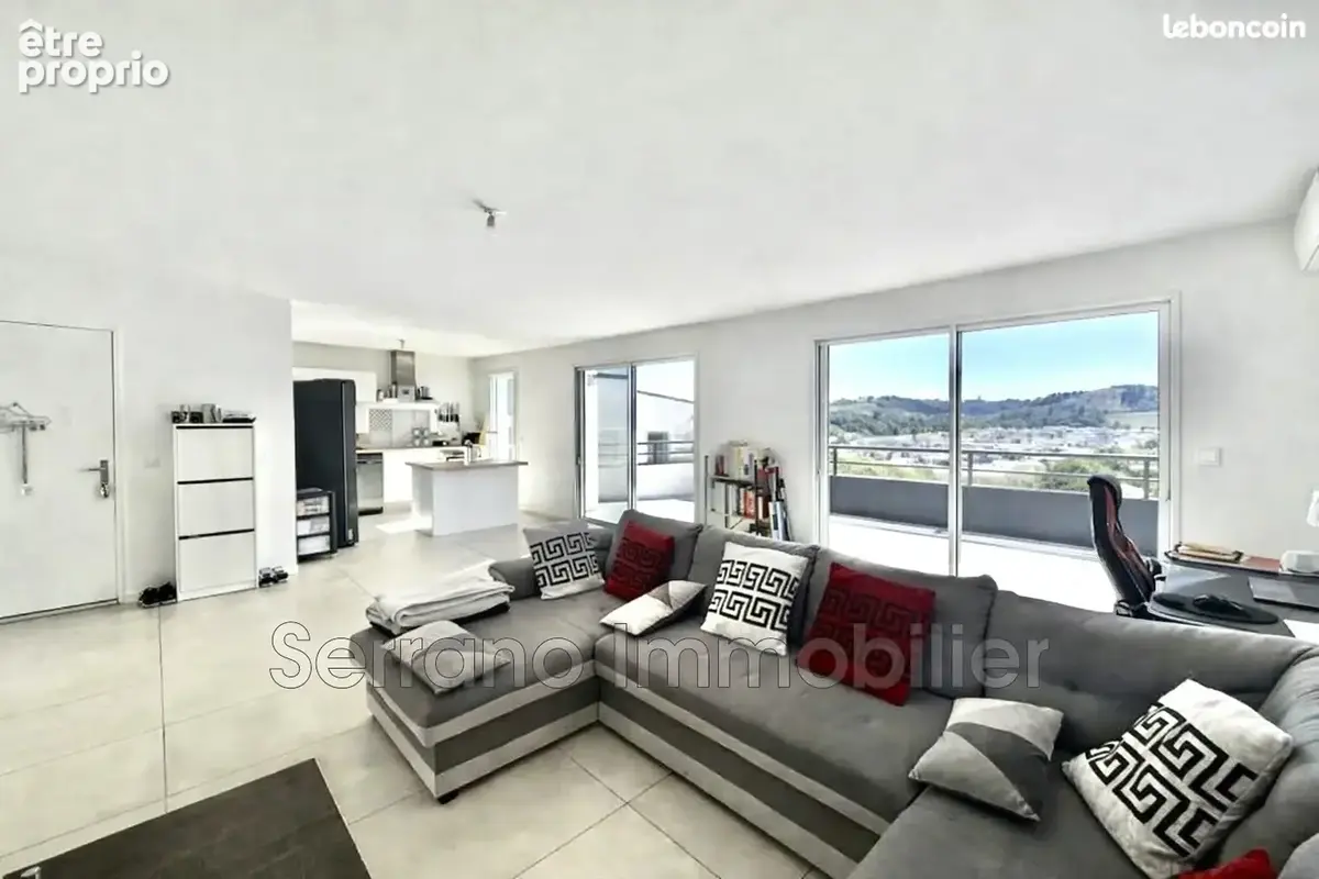 Appartement à CHATEAURENARD