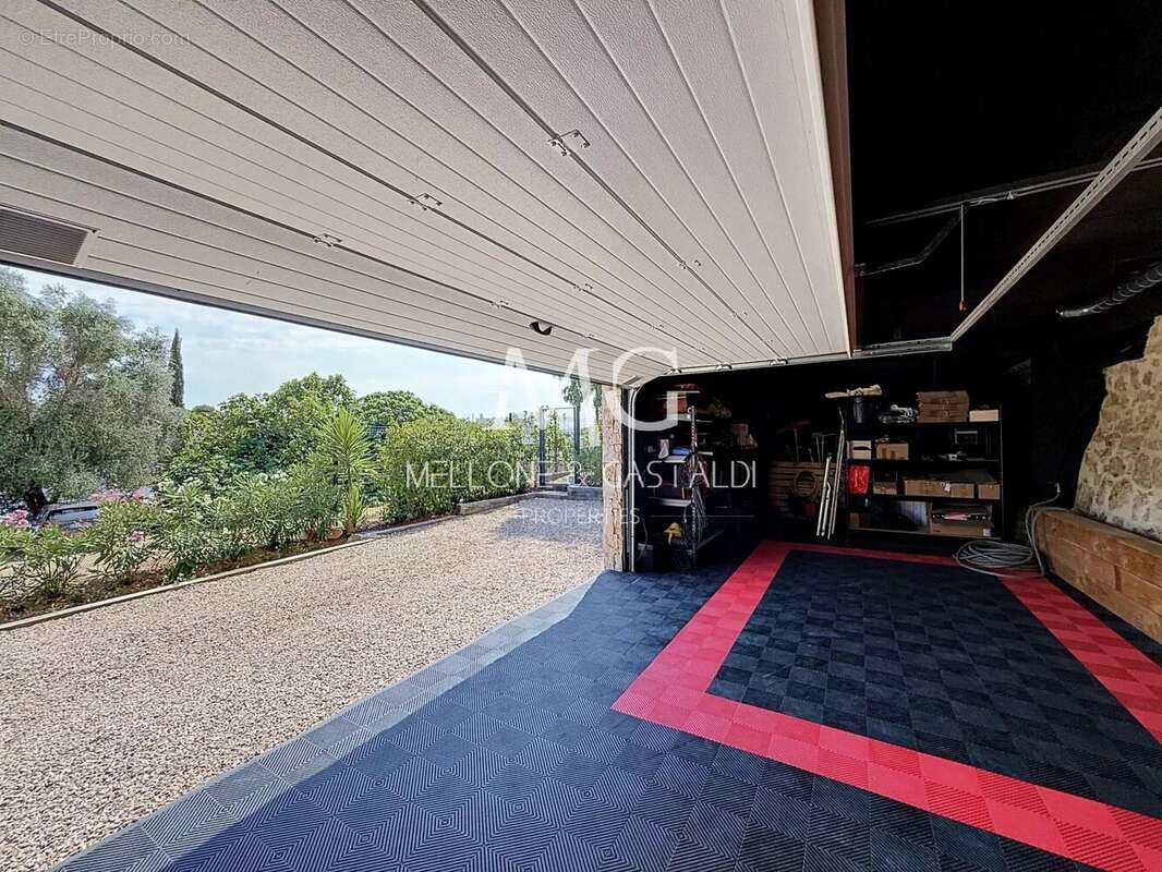 Maison à MOUGINS