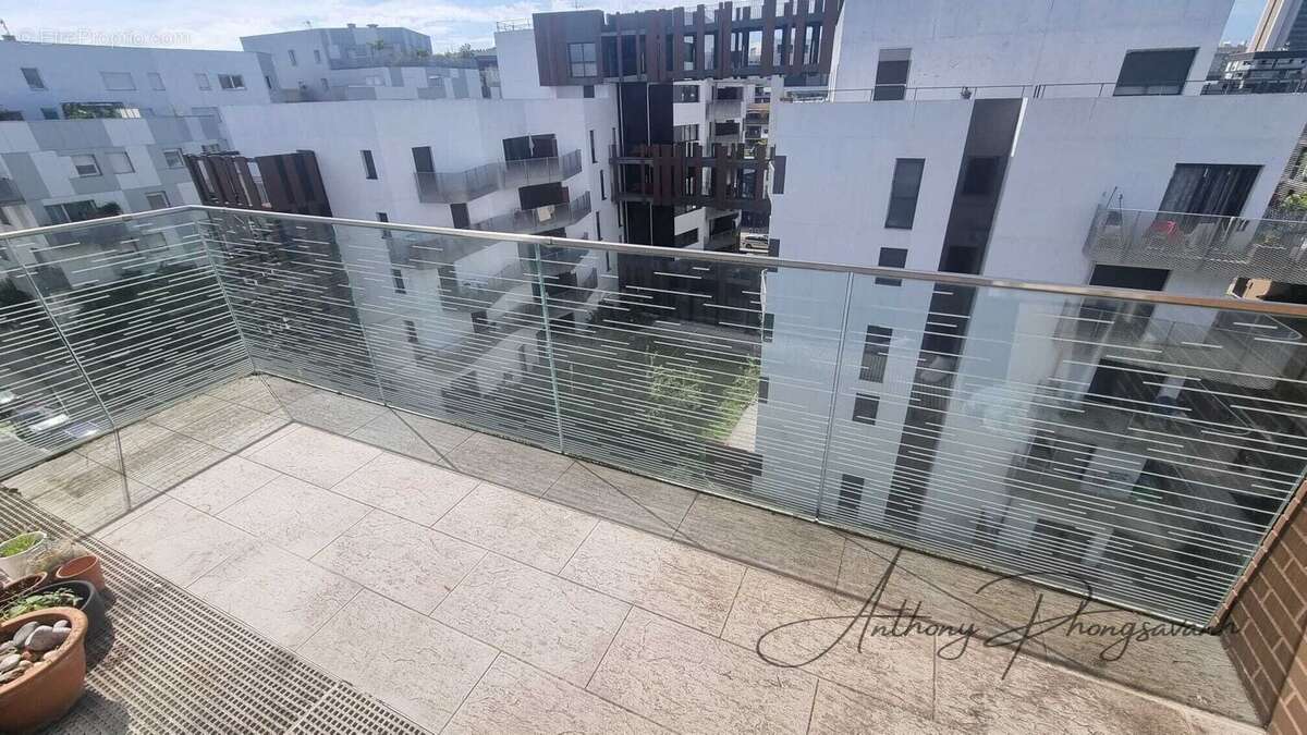 Appartement à GENNEVILLIERS