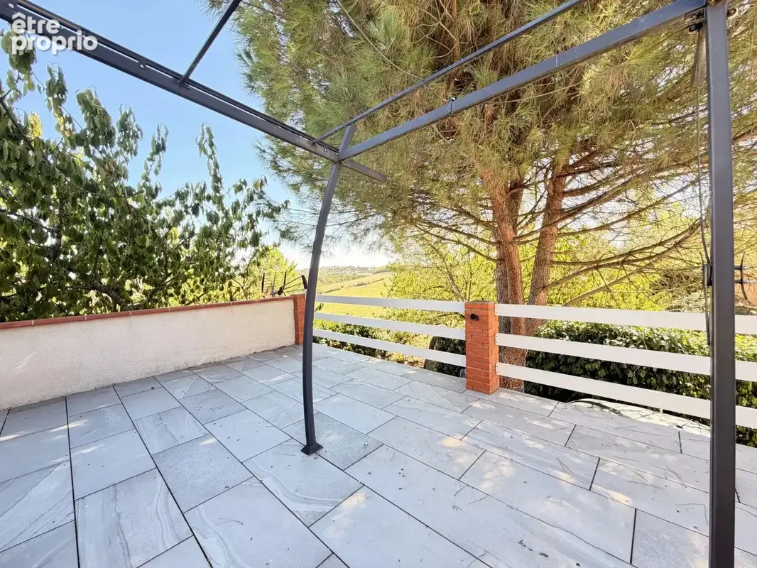 Maison traditionnelle T5 sur sous sol complet - photo 2