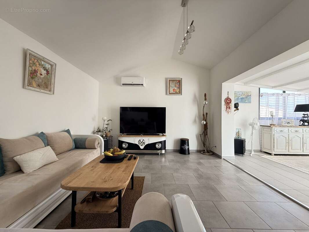 Maison 98 m² à Istres  - photo 6