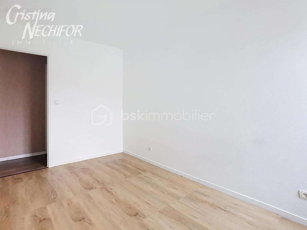 Appartement à SERRIS