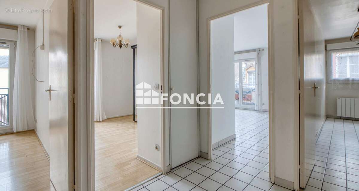 Appartement à MEULAN