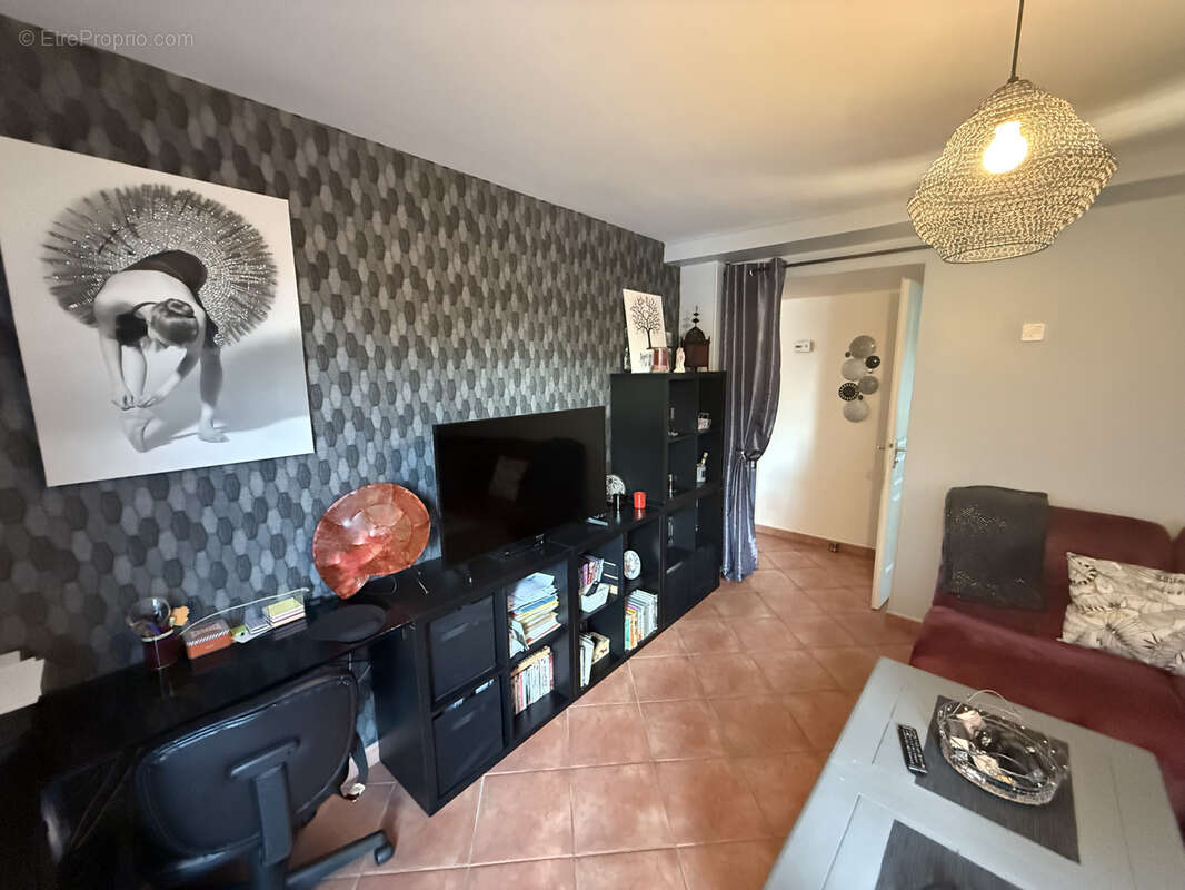 Maison à FONTENAI-LES-LOUVETS