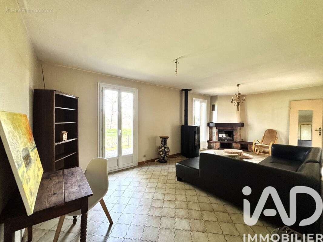 Photo 9 - Maison à SAINT-DENIS-DE-PILE