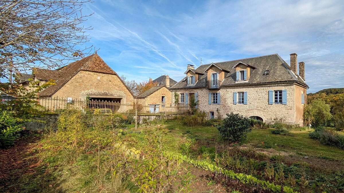 Maison à LAROQUEBROU